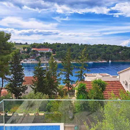 Oasis Milna (Brac)